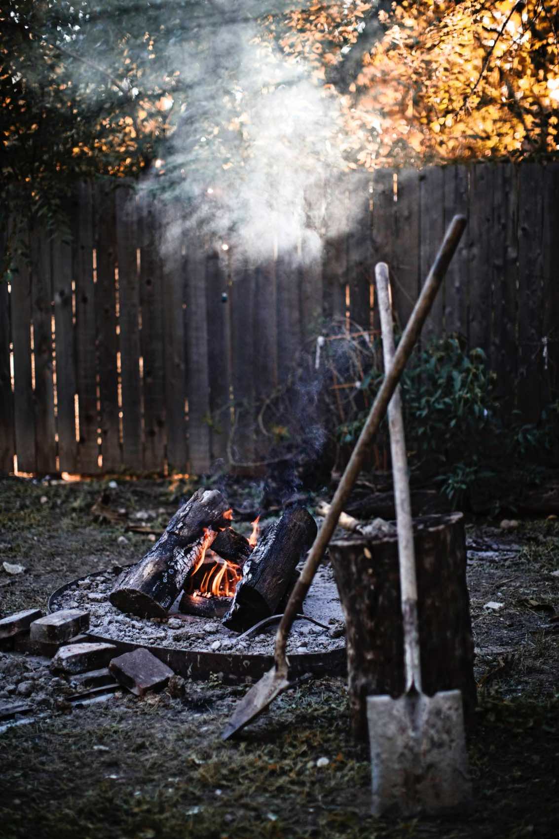 Jody Horton Photography - Outdoor, open wood fire. 