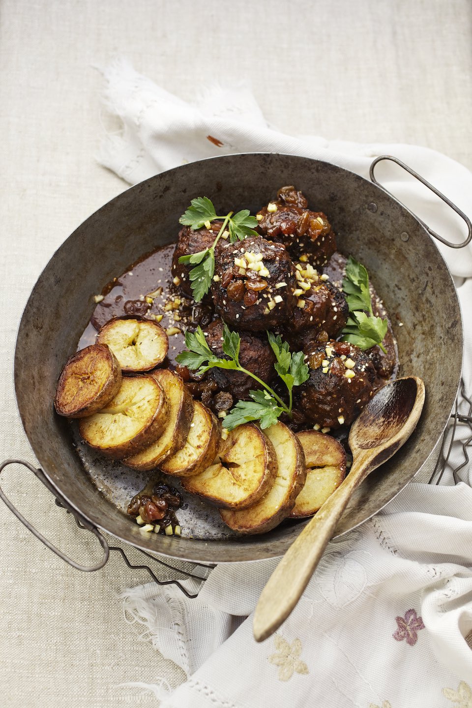 Jody Horton Photography - Meat balls and potatoes with herbs.